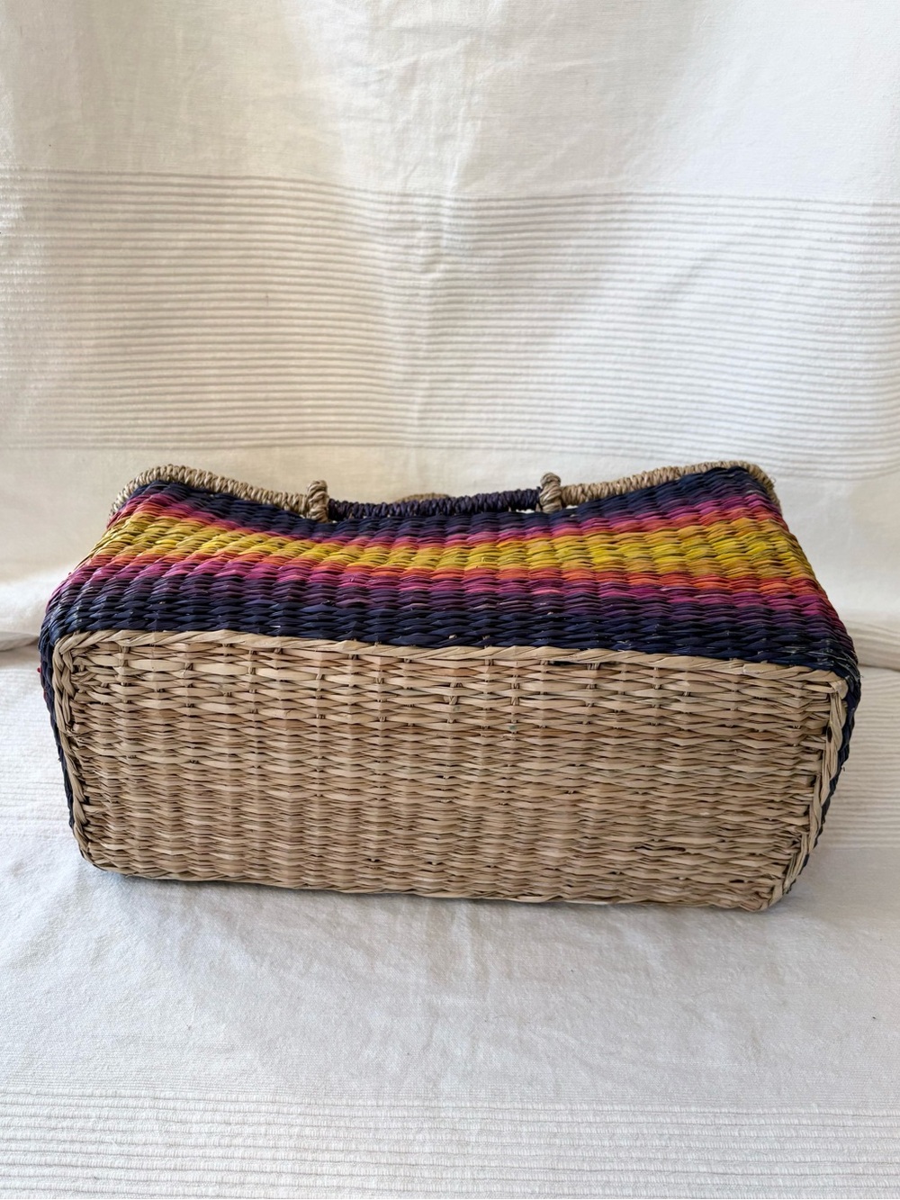 Handwoven Multicolor Straw Tote Beach Bag / Market Bag - Picture 11 of 12